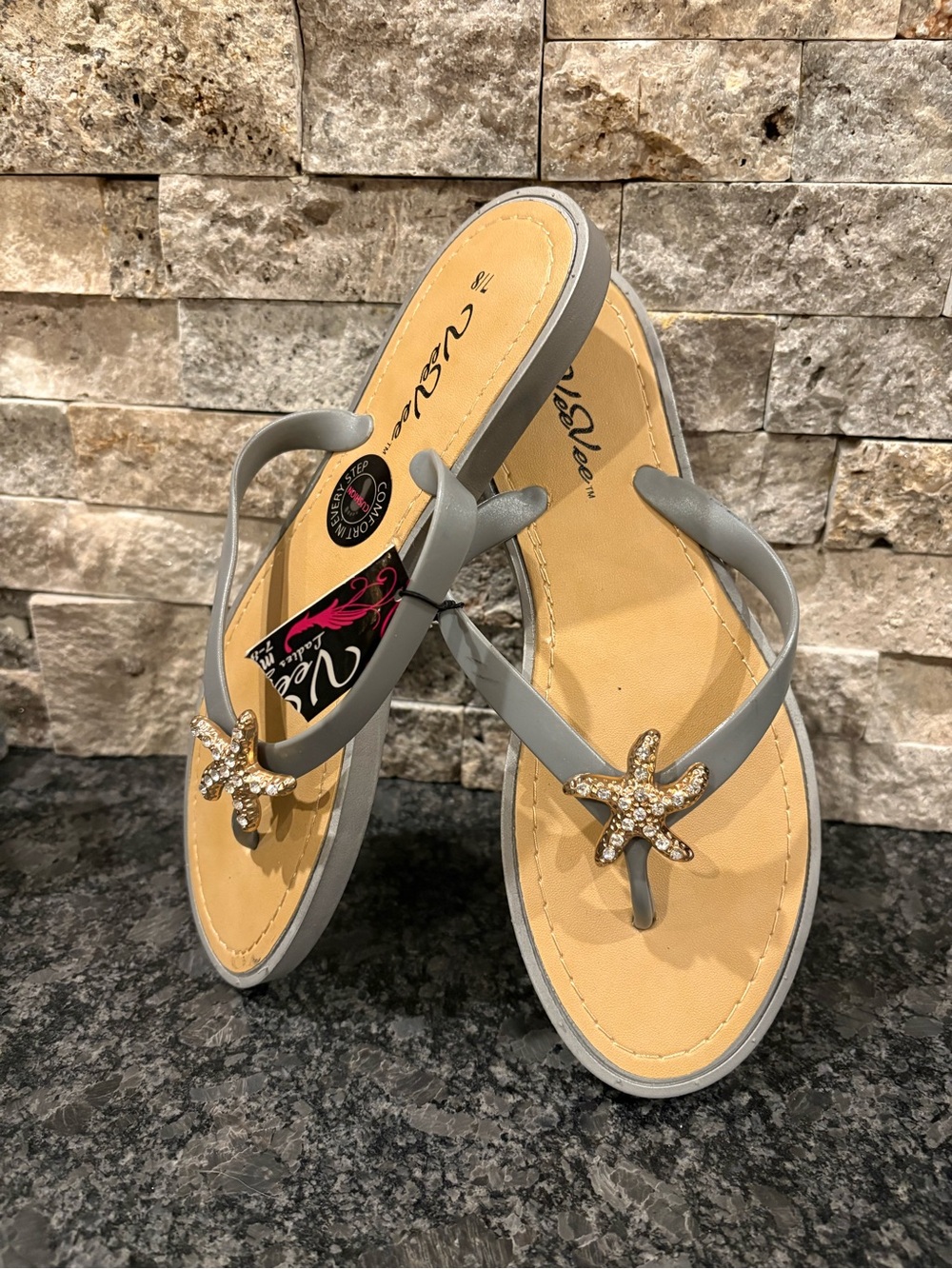 Ladies Grey VeeVee Starfish Flip Flop Sandals NWT 7/8